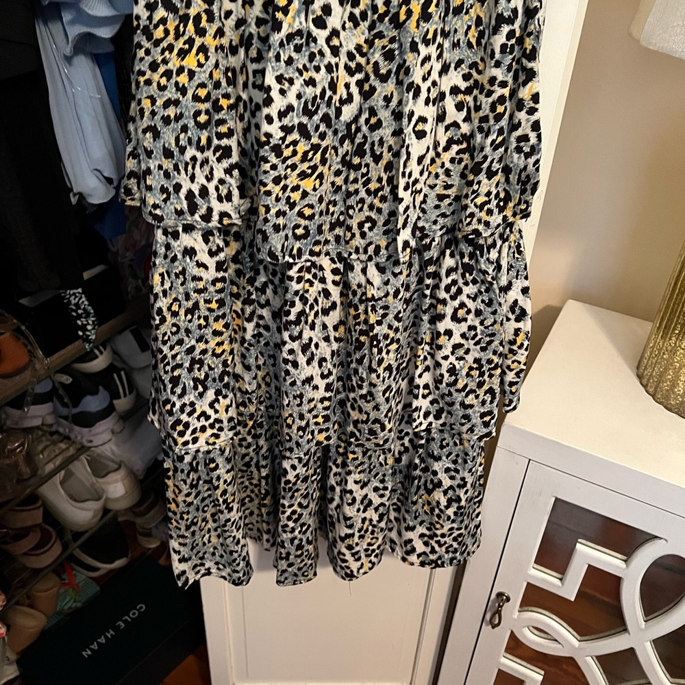 Glam Fab’rik Morena Tiered Leopard Printed Maxi Dress Size Small - Picture 6 of 8